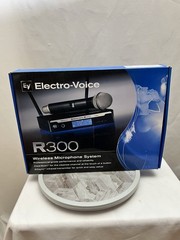Electro-Voice R300 Wireless Microphone System Handheld Mic Receiver New Box
