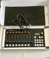 Studiologic SL MIXFACE Digital Control Surface USB Bluetooth Battery Powered