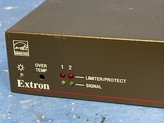 XPA 1002 EXTRON POWER AMPLIFIER 2-CHANNEL 100 WATTS