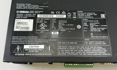 YAMAHA MRX7-D SIGNAL PROCESSOR *POWERS ON-WORKING*