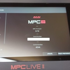Akai Professional MPC Live II Standalone Sampler and Sequencer + Case