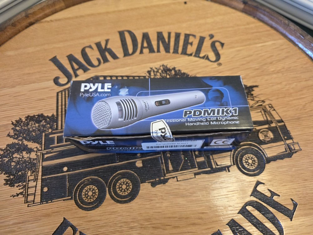 Pyle PDMIK1 Dynamic Microphone, Professional Moving Coil Handheld Mic XLR Cable