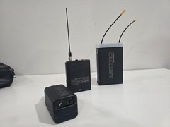 Lectrosonics Wireless Microphone System Lot UM200C UH200C UCR201 Receiver blk24