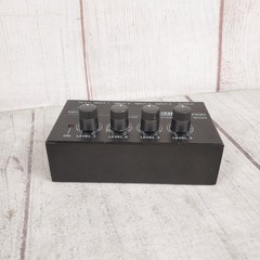 Behringer MicroMIX MX400 4-Channel Line Mixer Ultra Low Noise Mini Audio TESTED
