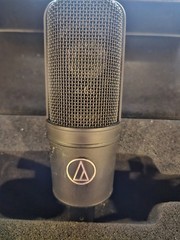 Audio Technica AT4033a Cardioid Condenser Microphone
