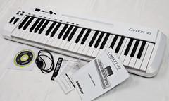 Samson Carbon 49 USB MIDI Keyboard Controller 49-Key Cable Manual Disk Powers On