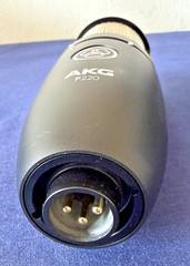 AKG P220 Cardioid Condenser Microphone w/ Shock Mount, XLR Cable, Case TESTED