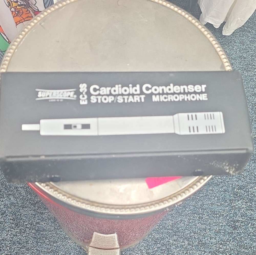 Superscope EC-3S Cardioid Condenser Microphone, Wired Stop/Start Silver/Black