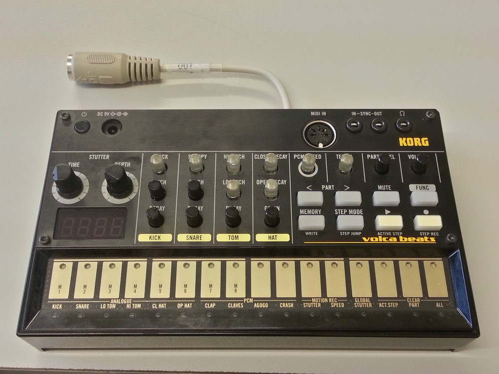 KORG Volca Beats solder-less MIDI out modification board