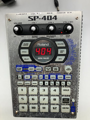 Roland SP-404 Sampler Silver Made in Japan w/Adapter + CF Working 0710X1-10