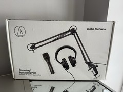 Audio-Technica AT2005USBPK Vocal Microphone Studio Streaming Podcasting Pack