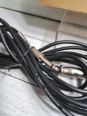 Handheld Microphone Dynamic Moving Coil Cardioid Unidirectional Includes…