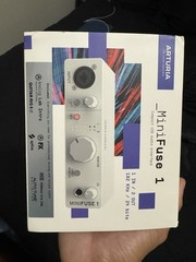Arturia MiniFuse 1 USB-C Audio Interface White 24-bit/192kHz 48V USB Hub