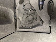 SENNHEISER MZA-900-P-4 amp. w/ Sennheiser Mic HSP Headmic