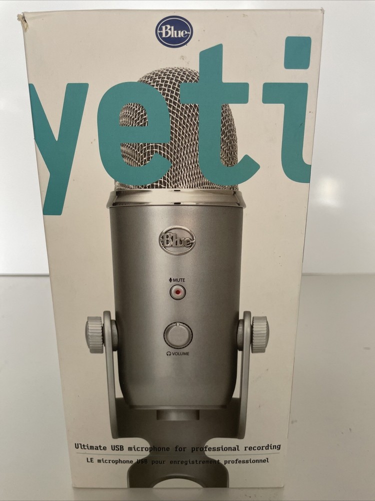 Blue Yeti Professional USB Microphone 988-000103 – Silver- Used Once
