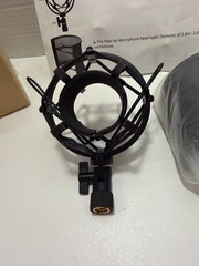 Microphone Shock Mount with Pop Filter, Mic Anti-Vibration Suspension Shock M…