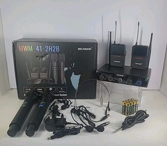 4 Channel Wireless Microphone System UHF Cordless Mic Set Melonare Open Box