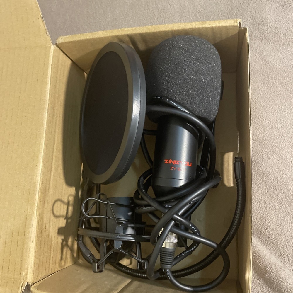 ZINGYOU CONDENSER MICROPHONE ZY-801+ PROFESSIONAL STUDIO MICROPHONE never used