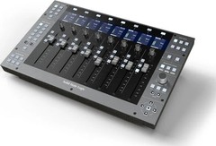 UF8 – Advanced DAW Controller