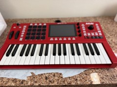 Akai Professional MPC KEY 37 Standalone MPC Audio Production Recording Keyboard