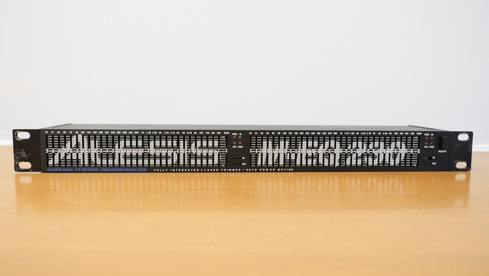 Alesis Dual 1/3 Octave Precision Equalizer 2-Channel 15-Band Rack Mount Black