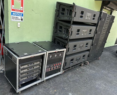 (8) JBL VTX-V25-11 LINE ARRAY W/ TRANSPORT CART AND CROWN AMP RACKS (THS)