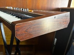 Roland Juno-6 polyphonic analog synthesizer w/ case ju6 Juno 60 106