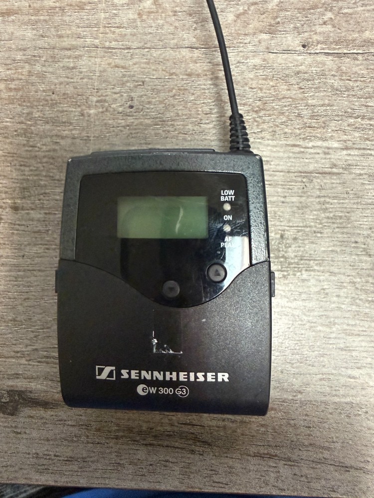 Sennheiser EW300 G3 series. SK 300 wireless bodypack transmitter 566-608mhz