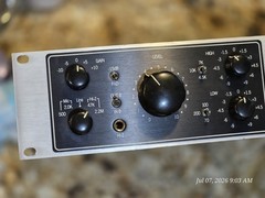 Universal Audio 6176 Tube Channel Strip Preamp w/1176LN Compressor, Phantom