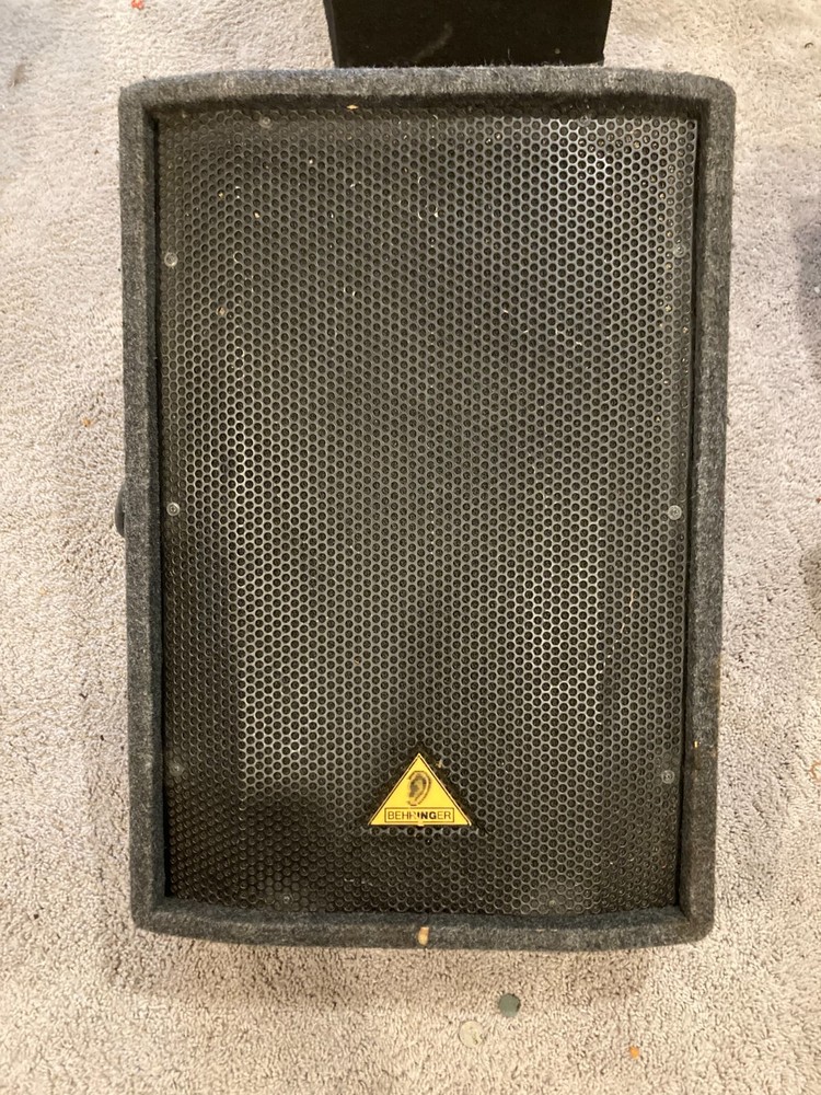 Behringer Eurolive F1520 High Power 2-Way Floor Monitor