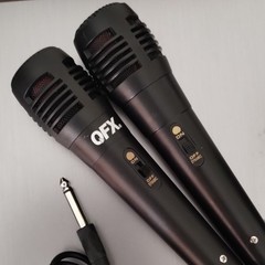 2 QFX Wired Dynamic Handheld Microphone On/Off Switch 1/4 Inch Jack Black