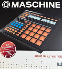 Native Instruments MASCHINE Groovebox Controller, 16 Pad Triggers, Black