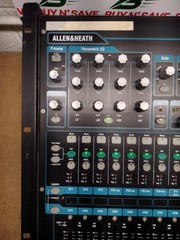 Allen & Heath QU-16 Chrome Edition Digital Mixer w/Power Cord -ReadAd- For Parts