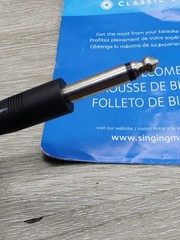 The Singing Machine Dynamic Professional Microphone