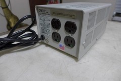 A22 ONEAC MD1105 4 PLUG POWER CONDITIONER 120V FREE SHIPPING