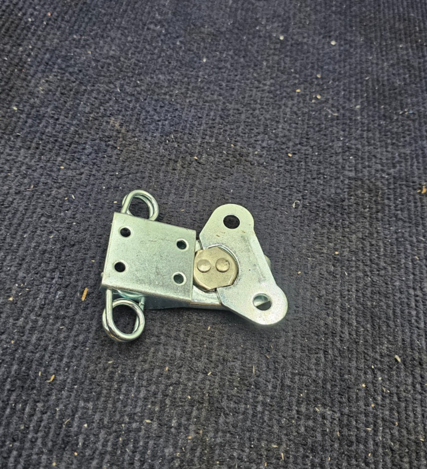 (QTY 10) Rotary-Action Draw Butterfly Latch Assembly Steel 3-3/8″ L x 3″ W
