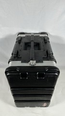 SKB 1SKB19-6U Standard 19” Rack Case 6U Audio DJ Road Case Front Rear Lids.Lot#2