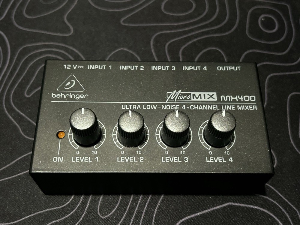 Behringer MX400 MicroMix Ultra Low Noise 4-Channel Line Mixer