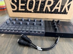 Yamaha SEQTRAK Black Drums, Synth, Sampler & Sequencer Groovebox BuiltIn Speaker