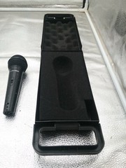 Peavey PV i100 Cardioid Microphone Mic And Carrying Case Vi100