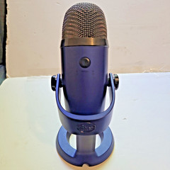 Blue Yeti Nano USB Microphone A00098 with Stand