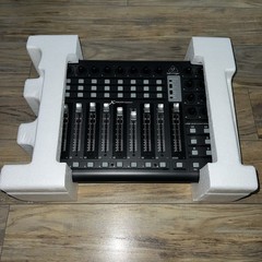 Behringer X-Touch Compact Universal Control Surface Music Recording Studio Mixer