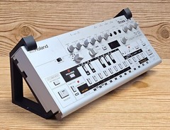 45 Degree Angled Stand for Roland Boutique A-01 D-05 Synthesizer VP-03 Vocoder