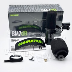 Shure SM7dB Dynamic Microphone Preamp Stream Podcast Recording Black