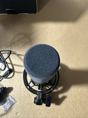 MAONO PD200W Hybrid Wireless Podcast Microphone for PC Dynamic XLR USB Mic Stand