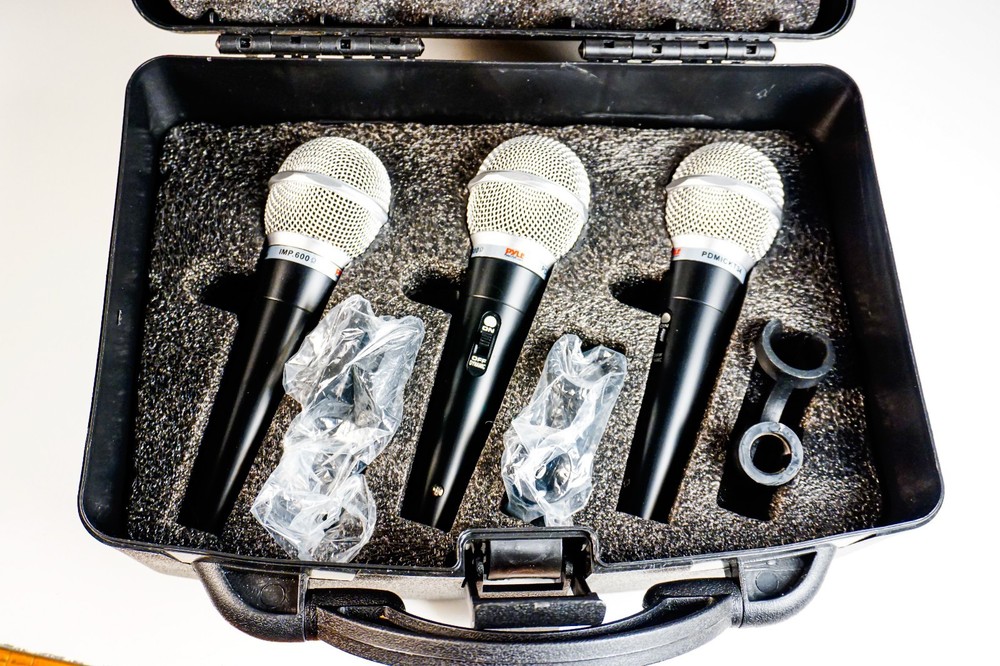 Pyle Pro PDMICKT34 3-Microphone Kit with Hard Carry Case & 2 Cables