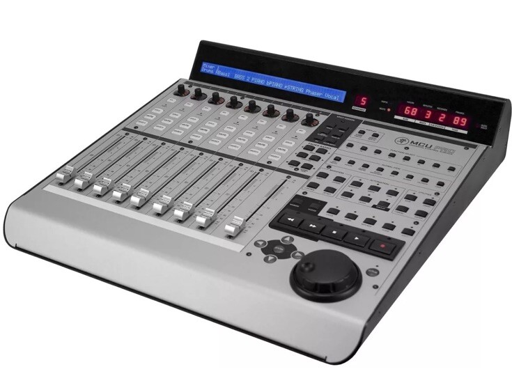 Mackie MCU PRO USB MIDI Universal DAW Mixer Control Surface Great Condition