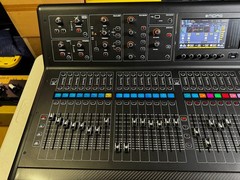 Midas M32 LIVE 40-Channel Studio & Live Sound Digital Console Mixer Issue READ