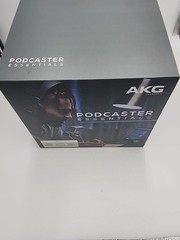 AKG Podcaster Essentials Lyra USB Microphone and K371 Headphones Bundle