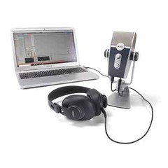 AKG Podcaster Essentials – Professional Podcasting Kit